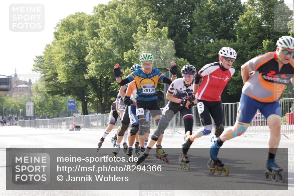 29.06.2025 - hella hamburg halbmarathon Jannik Wohlers http://msf.ph/oto/8294366 29.06.2025 08:54:39 Lombardsbrücke  meine-sportfotos.de