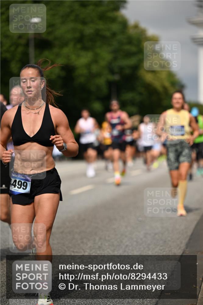 29.06.2025 - hella hamburg halbmarathon Dr. Thomas Lammeyer http://msf.ph/oto/8294433 29.06.2025 10:16:10 Kennedybrücke 1249, 1610, 1785, 1790, 1850, 1851, 2963, 2964, 3182, 3248, 3262, 3746, 3837, 4453, 4499, 5166, 5176, 6822, 6871, 6966, 7370, 8206, 8207, 8971, 9119, 9253, 9254, 9405, 9428, 10685 meine-sportfotos.de
