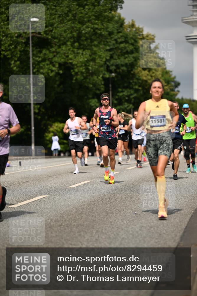 29.06.2025 - hella hamburg halbmarathon Dr. Thomas Lammeyer http://msf.ph/oto/8294459 29.06.2025 10:16:11 Kennedybrücke 1249, 1610, 1785, 1790, 1850, 1851, 2963, 2964, 3182, 3248, 3262, 3746, 3837, 4453, 4499, 5166, 5176, 6822, 6871, 6966, 7370, 7907, 8206, 8207, 8971, 9119, 9253, 9405, 9428, 10685 meine-sportfotos.de