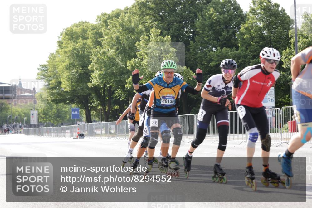29.06.2025 - hella hamburg halbmarathon Jannik Wohlers http://msf.ph/oto/8294552 29.06.2025 08:54:39 Lombardsbrücke  meine-sportfotos.de