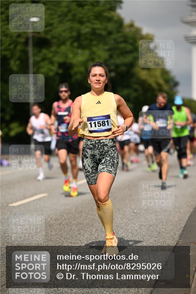 29.06.2025 - hella hamburg halbmarathon Dr. Thomas Lammeyer http://msf.ph/oto/8295026 29.06.2025 10:16:12 Kennedybrücke 1249, 1610, 1785, 1790, 1850, 1851, 2963, 2964, 3182, 3248, 3262, 3746, 4453, 4499, 5166, 5176, 6822, 6871, 6966, 7907, 8206, 8207, 8971, 9119, 9253, 9405, 9428, 10685 meine-sportfotos.de