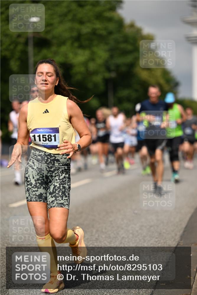 29.06.2025 - hella hamburg halbmarathon Dr. Thomas Lammeyer http://msf.ph/oto/8295103 29.06.2025 10:16:13 Kennedybrücke 1249, 1610, 1785, 1850, 1851, 2963, 2964, 3182, 3248, 3262, 3746, 4453, 4499, 5166, 5176, 6822, 6871, 6966, 7907, 8206, 8207, 8971, 9119, 9253, 9405, 9428, 10685 meine-sportfotos.de