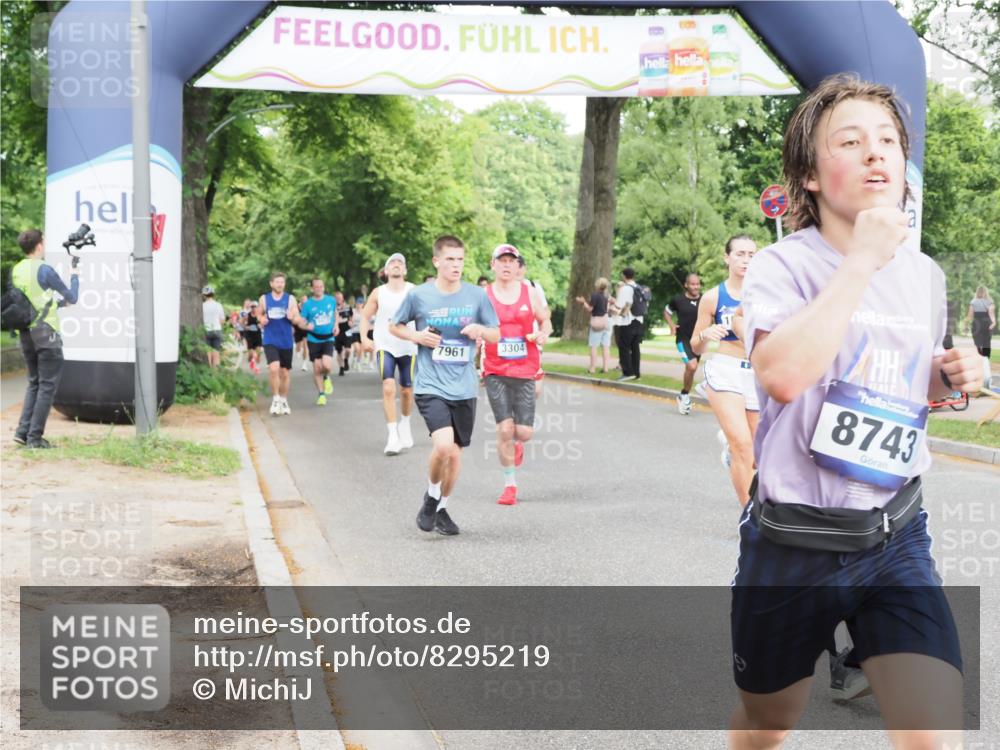 29.06.2025 - hella hamburg halbmarathon MichiJ http://msf.ph/oto/8295219 29.06.2025 10:34:06 Zwischen KM18-KM19 1012, 1759, 2048, 2367, 3186, 3304, 6071, 6290, 6373, 6460, 7961, 8023, 8269, 8743, 9232, 10792, 11809, 12084, 15133, 15636, 16624, 17499, 17674, 17892, 18970, 19128 meine-sportfotos.de