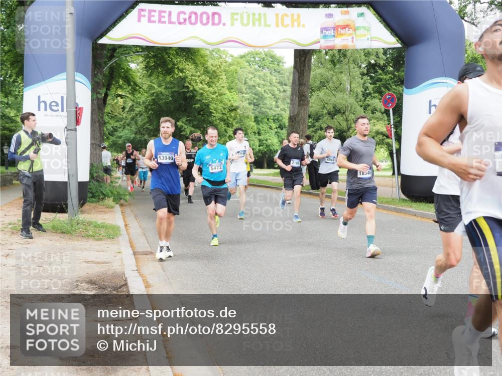 29.06.2025 - hella hamburg halbmarathon MichiJ http://msf.ph/oto/8295558 29.06.2025 10:34:09 Zwischen KM18-KM19 1012, 1759, 2048, 2189, 3304, 4949, 5472, 6071, 6290, 6460, 7961, 8023, 8269, 8743, 9232, 10792, 13940, 17499, 17892, 18346, 18970, 19128 meine-sportfotos.de