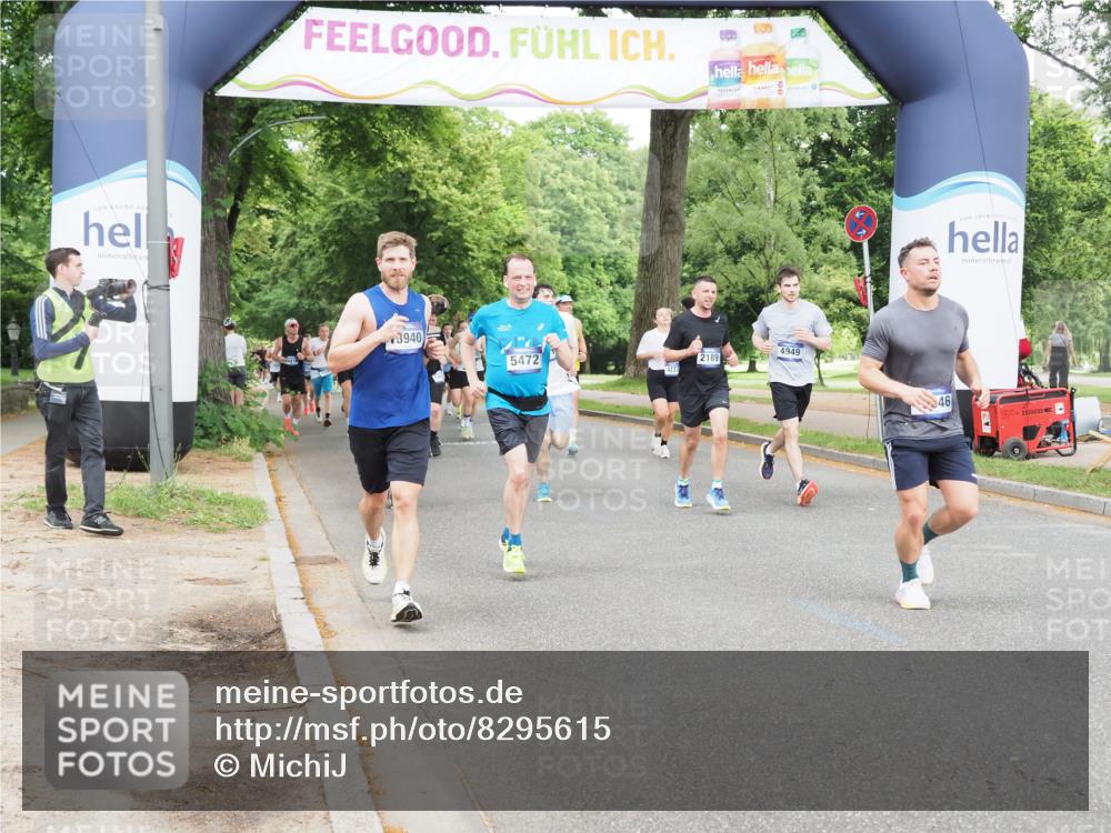 29.06.2025 - hella hamburg halbmarathon MichiJ http://msf.ph/oto/8295615 29.06.2025 10:34:09 Zwischen KM18-KM19 1012, 1759, 2048, 2189, 3304, 4949, 5472, 6071, 6290, 6460, 7961, 8023, 8269, 8743, 9232, 10792, 13940, 17499, 17892, 18346, 18970, 19128 meine-sportfotos.de