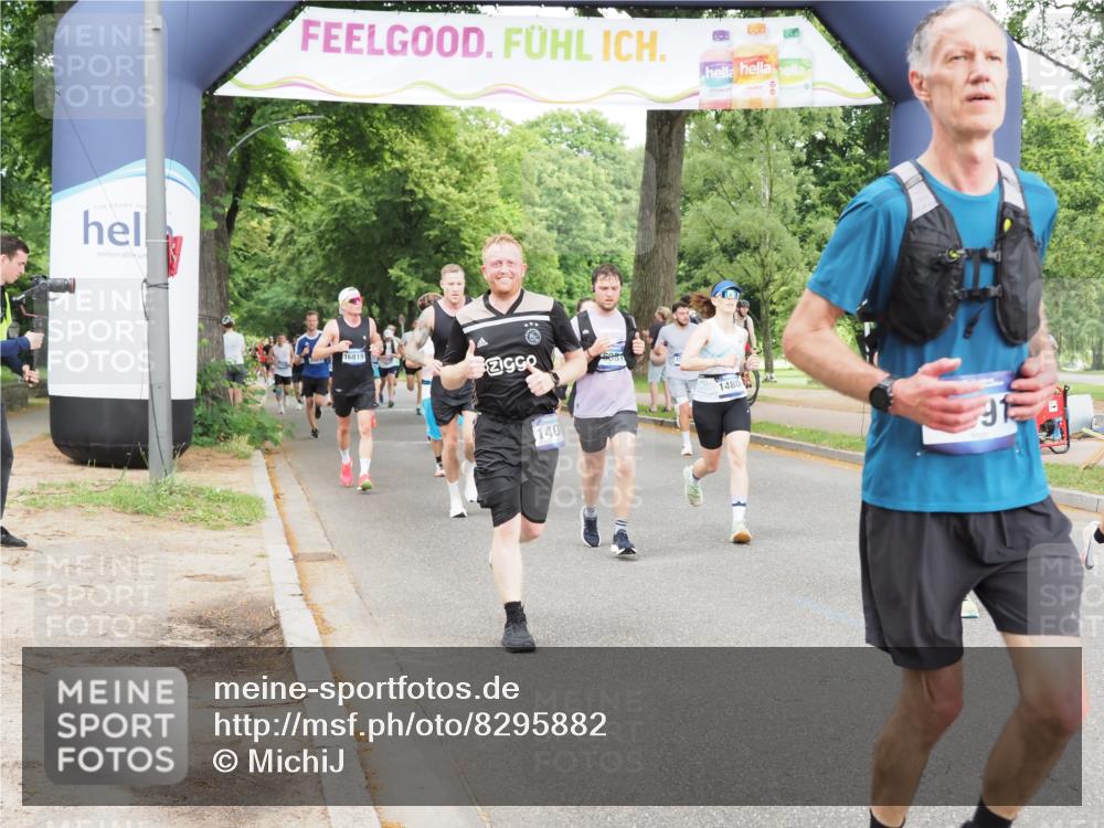 29.06.2025 - hella hamburg halbmarathon MichiJ http://msf.ph/oto/8295882 29.06.2025 10:34:13 Zwischen KM18-KM19 1012, 2189, 2842, 3304, 4091, 4237, 4345, 4949, 5472, 6388, 7961, 8023, 9232, 13940, 14034, 14804, 14911, 15206, 16081, 17190, 18346 meine-sportfotos.de