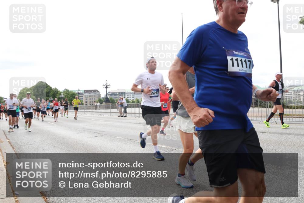 29.06.2025 - hella hamburg halbmarathon Lena Gebhardt http://msf.ph/oto/8295885 29.06.2025 10:21:31 Lombardsbrücke 2815, 19012, 5267, 3817, 11117, 1028, 1072, 1266, 1401, 1658, 1668, 2172, 2271, 2383, 2529, 2635, 2815, 2956, 2986, 3122, 3161, 3453, 3770, 3817, 3825, 3826, 4289, 4375, 4376, 4697, 4786, 5122, 5373, 5395, 5412, 5493, 5759, 5767, 5957, 6086, 6103, 6275, 6308, 6475, 6805, 6844, 7228, 7375, 7522, 7553, 7608, 7612, 7672, 7781, 8095, 8286, 8715, 8726, 8844, 8896, 9100, 9108, 9369, 9483, 9499, 9501, 9532, 9624, 10374, 10602, 10874, 11698, 12175, 13057, 13508 meine-sportfotos.de