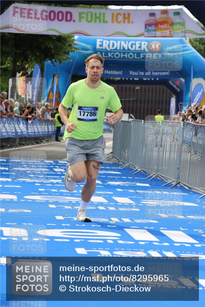 29.06.2025 - hella hamburg halbmarathon Strokosch-Dieckow http://msf.ph/oto/8295965 29.06.2025 10:18:09 Ziel 17786 meine-sportfotos.de