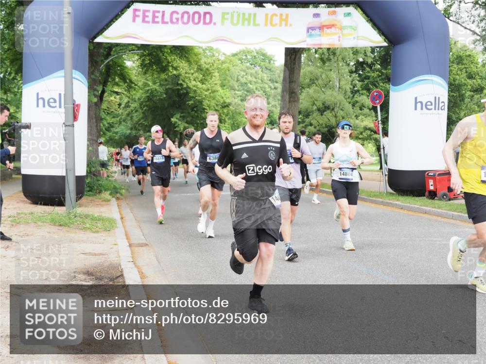 29.06.2025 - hella hamburg halbmarathon MichiJ http://msf.ph/oto/8295969 29.06.2025 10:34:13 Zwischen KM18-KM19 1012, 2189, 2842, 3304, 4091, 4237, 4345, 4949, 5472, 6388, 7961, 8023, 9232, 13940, 14034, 14804, 14911, 15206, 16081, 17190, 18346 meine-sportfotos.de