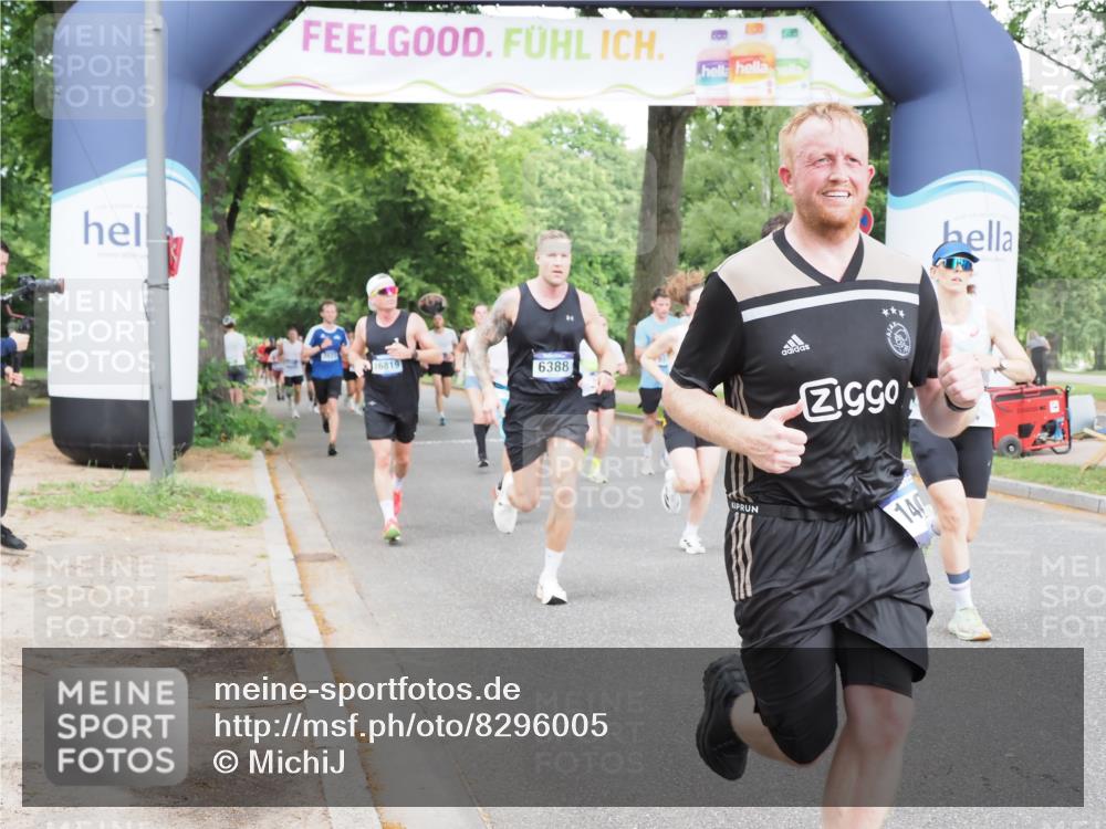 29.06.2025 - hella hamburg halbmarathon MichiJ http://msf.ph/oto/8296005 29.06.2025 10:34:14 Zwischen KM18-KM19 1012, 2189, 2842, 3304, 4091, 4237, 4345, 4949, 5472, 6388, 7961, 8577, 9232, 11094, 13940, 14034, 14804, 14911, 15206, 15563, 15900, 16081, 16819, 17190, 18346 meine-sportfotos.de