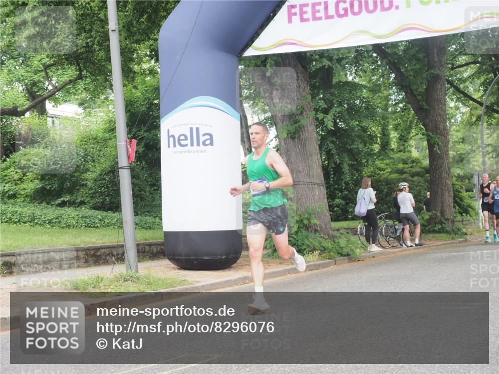 29.06.2025 - hella hamburg halbmarathon KatJ http://msf.ph/oto/8296076 29.06.2025 10:13:32 Zwischen KM18-KM19 6699 meine-sportfotos.de