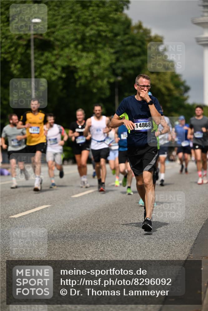29.06.2025 - hella hamburg halbmarathon Dr. Thomas Lammeyer http://msf.ph/oto/8296092 29.06.2025 10:16:15 Kennedybrücke 1249, 1610, 1785, 1850, 1851, 2963, 2964, 3182, 3248, 3262, 3746, 4453, 4499, 5150, 5166, 5176, 6822, 6871, 6966, 7907, 8206, 8207, 8971, 9119, 9253, 9405, 9428, 10402, 10685 meine-sportfotos.de
