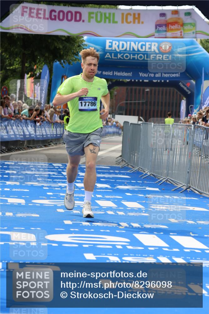 29.06.2025 - hella hamburg halbmarathon Strokosch-Dieckow http://msf.ph/oto/8296098 29.06.2025 10:18:09 Ziel 17786 meine-sportfotos.de