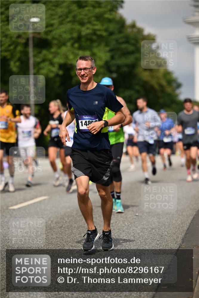 29.06.2025 - hella hamburg halbmarathon Dr. Thomas Lammeyer http://msf.ph/oto/8296167 29.06.2025 10:16:16 Kennedybrücke 1249, 1610, 1785, 1850, 1851, 2963, 2964, 3182, 3248, 3262, 3746, 4453, 4499, 5150, 5166, 5176, 6822, 6871, 6966, 7907, 8206, 8207, 8971, 9119, 9253, 9405, 9428, 10402, 10685 meine-sportfotos.de