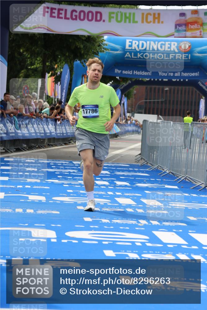 29.06.2025 - hella hamburg halbmarathon Strokosch-Dieckow http://msf.ph/oto/8296263 29.06.2025 10:18:08 Ziel 17786 meine-sportfotos.de