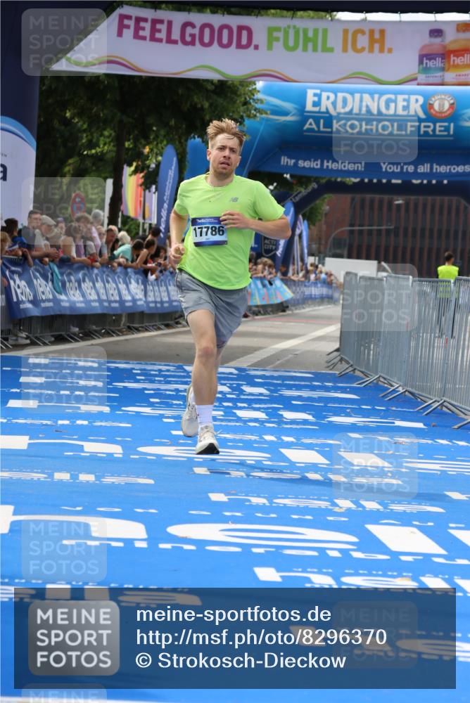 29.06.2025 - hella hamburg halbmarathon Strokosch-Dieckow http://msf.ph/oto/8296370 29.06.2025 10:18:08 Ziel 17786 meine-sportfotos.de