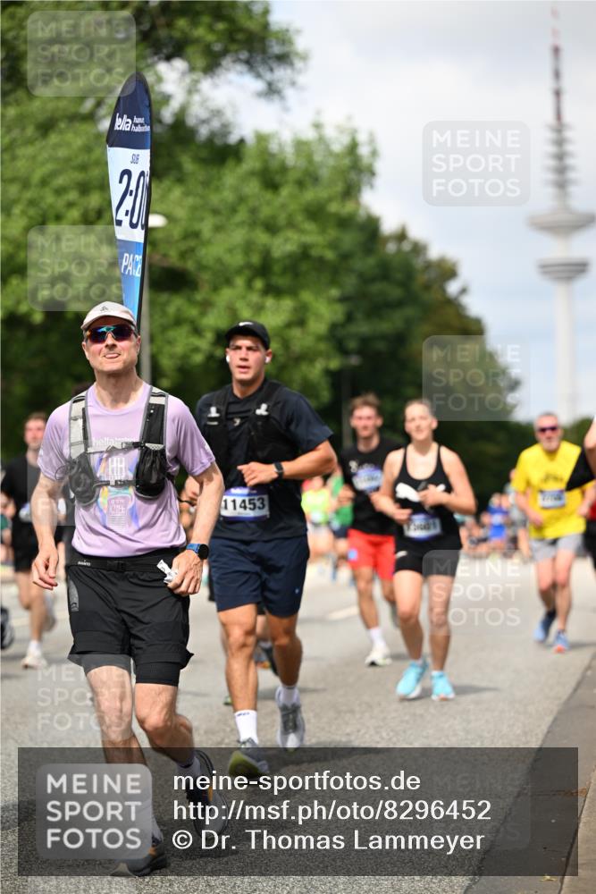 29.06.2025 - hella hamburg halbmarathon Dr. Thomas Lammeyer http://msf.ph/oto/8296452 29.06.2025 10:37:45 Kennedybrücke 1189, 1275, 1896, 1995, 2085, 2342, 2526, 2776, 3812, 4164, 4361, 4433, 4449, 4807, 5075, 5141, 5180, 5557, 5561, 5584, 5821, 5822, 6773, 6956, 6999, 7308, 7309, 7633, 7705, 8157, 8383, 8620, 8891, 9234, 9258, 9438, 9591, 9706, 9799, 9995, 10800, 11092, 11111, 11237, 11260 meine-sportfotos.de
