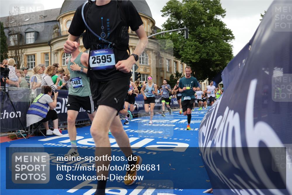 29.06.2025 - hella hamburg halbmarathon Strokosch-Dieckow http://msf.ph/oto/8296681 29.06.2025 10:52:09 Ziel 1482, 2397, 2595, 4419, 4837, 5032, 5087, 5093, 5378, 5482, 6897, 7732, 9074, 9082, 12135, 12580, 13726, 14248, 14300, 15275, 15506, 15829, 16003, 16179, 16320, 16591, 16666, 17033, 17130, 18475, 18801 meine-sportfotos.de