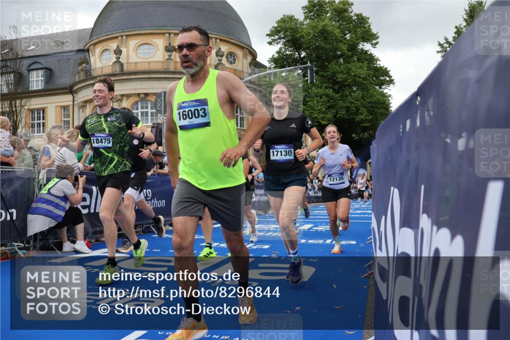 29.06.2025 - hella hamburg halbmarathon Strokosch-Dieckow http://msf.ph/oto/8296844 29.06.2025 10:52:14 Ziel 1482, 2397, 4140, 4419, 4587, 4837, 5032, 5087, 5093, 5482, 6164, 6897, 7896, 9074, 9082, 12135, 13707, 13726, 14248, 14300, 15275, 15446, 16003, 16320, 16591, 17033, 17130, 17773, 18475, 18801 meine-sportfotos.de