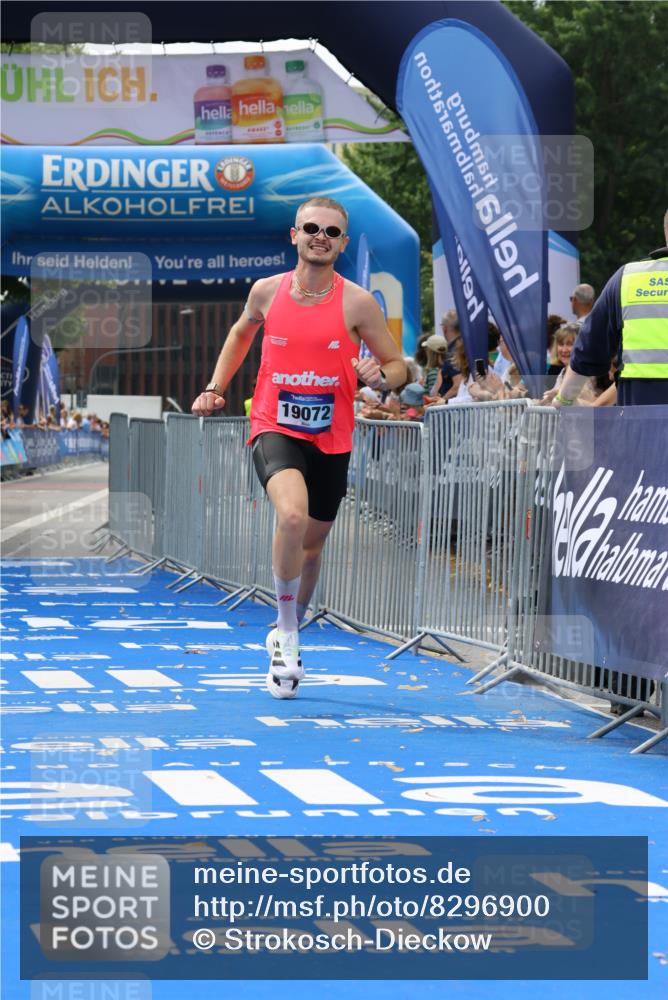 29.06.2025 - hella hamburg halbmarathon Strokosch-Dieckow http://msf.ph/oto/8296900 29.06.2025 10:18:01 Ziel 17786, 19072 meine-sportfotos.de