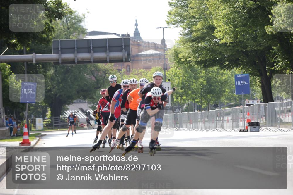 29.06.2025 - hella hamburg halbmarathon Jannik Wohlers http://msf.ph/oto/8297103 29.06.2025 08:55:00 Lombardsbrücke  meine-sportfotos.de