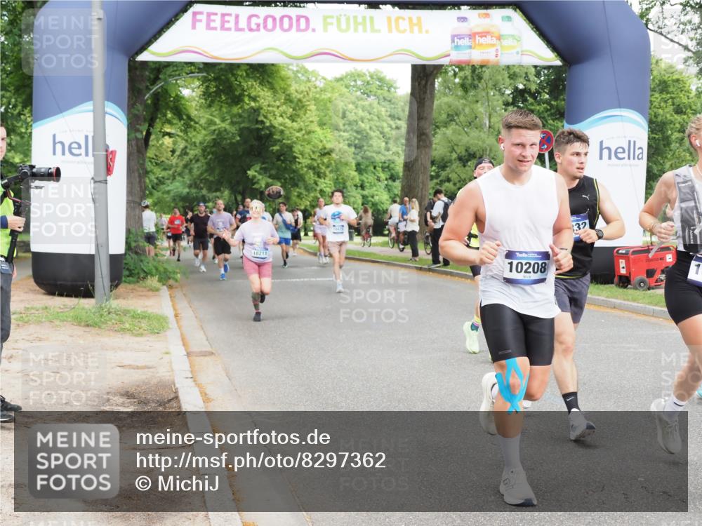 29.06.2025 - hella hamburg halbmarathon MichiJ http://msf.ph/oto/8297362 29.06.2025 10:34:22 Zwischen KM18-KM19 1070, 2623, 6532, 7056, 8564, 8577, 10208, 10211, 11094, 11125, 12277, 13630, 15563, 15900, 16819, 17332, 18211 meine-sportfotos.de