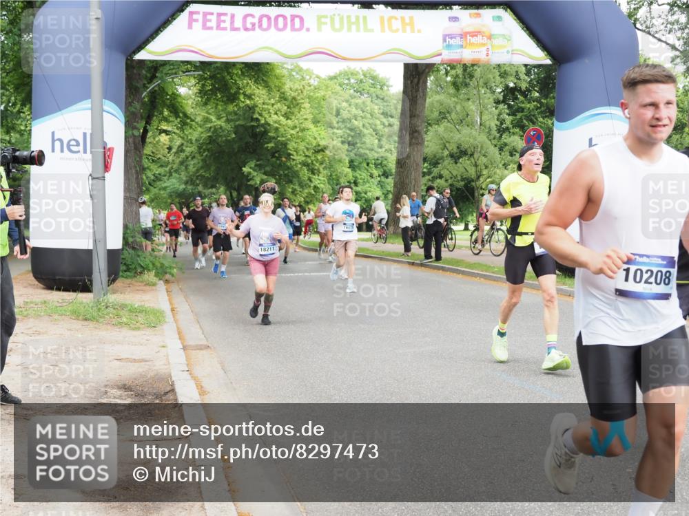 29.06.2025 - hella hamburg halbmarathon MichiJ http://msf.ph/oto/8297473 29.06.2025 10:34:23 Zwischen KM18-KM19 1070, 2623, 6532, 7056, 8564, 10208, 10211, 11125, 12277, 13630, 16475, 17332, 18211 meine-sportfotos.de