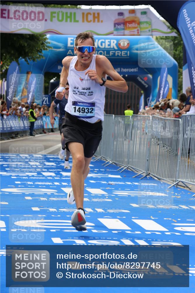 29.06.2025 - hella hamburg halbmarathon Strokosch-Dieckow http://msf.ph/oto/8297745 29.06.2025 10:17:53 Ziel 14932, 15166, 19072 meine-sportfotos.de