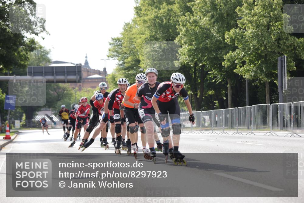 29.06.2025 - hella hamburg halbmarathon Jannik Wohlers http://msf.ph/oto/8297923 29.06.2025 08:55:02 Lombardsbrücke  meine-sportfotos.de