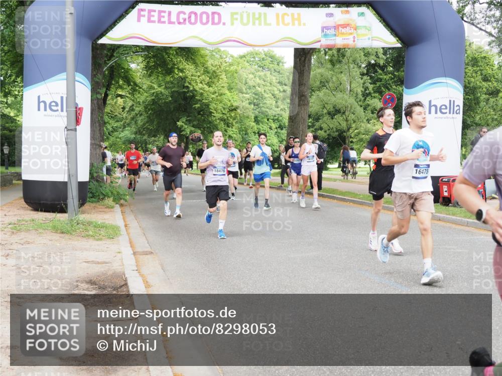 29.06.2025 - hella hamburg halbmarathon MichiJ http://msf.ph/oto/8298053 29.06.2025 10:34:26 Zwischen KM18-KM19 1070, 6532, 8564, 8668, 10208, 10211, 11125, 12277, 13630, 16127, 16475, 17332, 18211, 18476 meine-sportfotos.de
