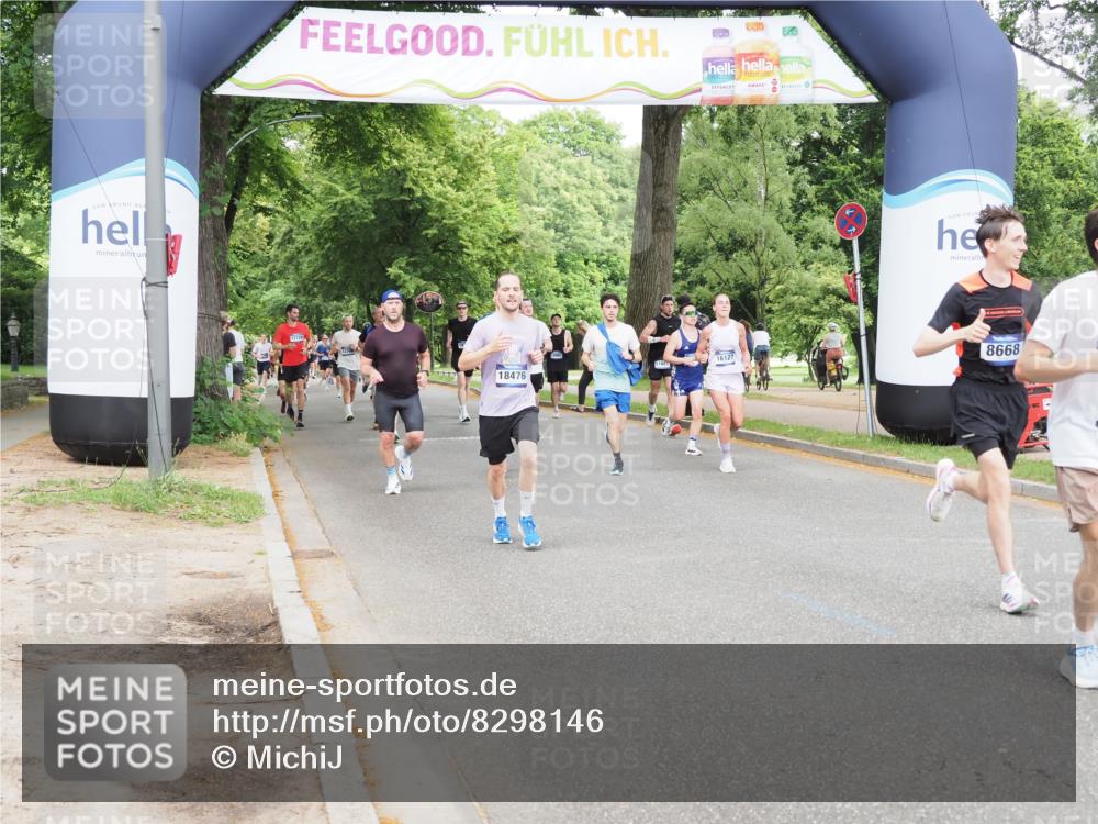 29.06.2025 - hella hamburg halbmarathon MichiJ http://msf.ph/oto/8298146 29.06.2025 10:34:26 Zwischen KM18-KM19 1070, 6532, 8564, 8668, 10208, 10211, 11125, 12277, 13630, 16127, 16475, 17332, 18211, 18476 meine-sportfotos.de
