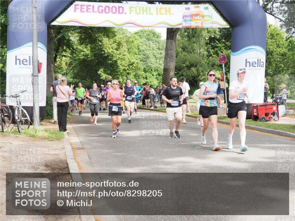 29.06.2025 - hella hamburg halbmarathon MichiJ http://msf.ph/oto/8298205 29.06.2025 11:30:09 Zwischen KM18-KM19 3679, 4752, 5156, 5875, 6250, 6673, 9009, 9455, 11097, 11421, 11664, 12254, 13862, 14037, 17116, 17868, 18283 meine-sportfotos.de
