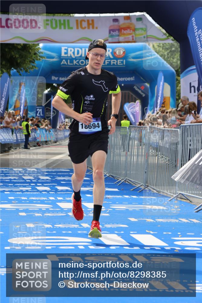 29.06.2025 - hella hamburg halbmarathon Strokosch-Dieckow http://msf.ph/oto/8298385 29.06.2025 10:17:21 Ziel 18694 meine-sportfotos.de