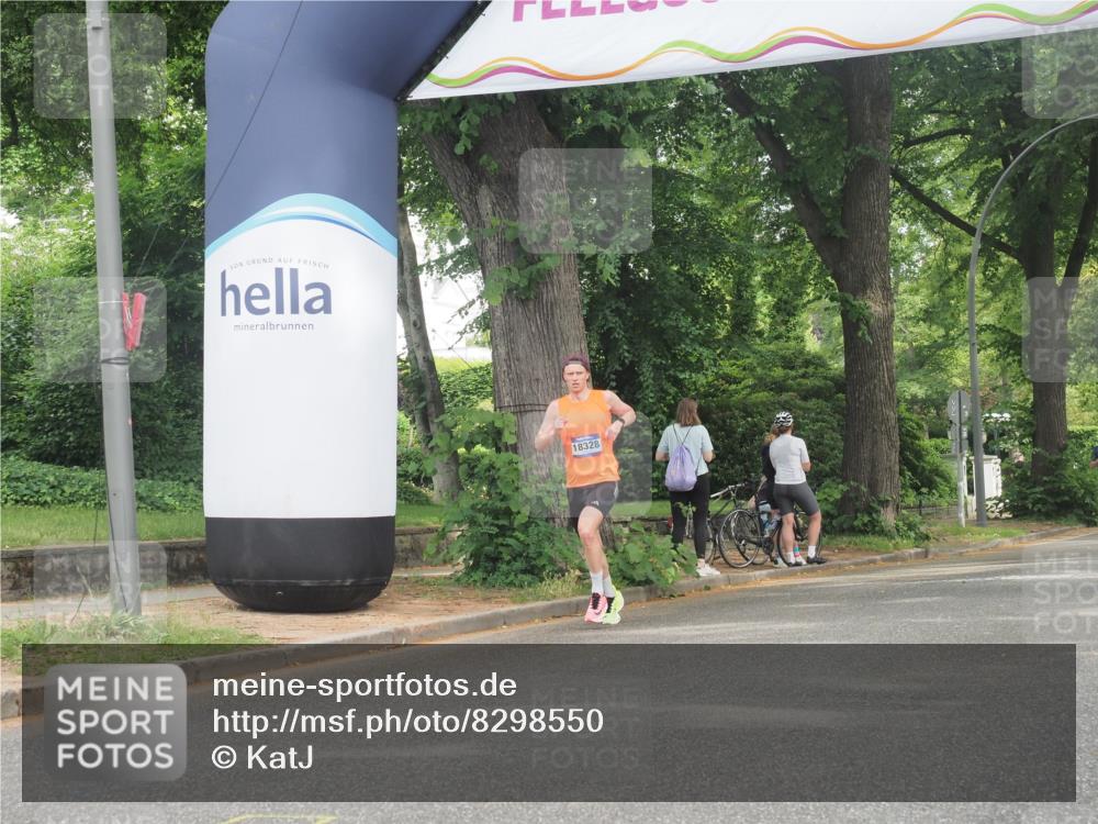 29.06.2025 - hella hamburg halbmarathon KatJ http://msf.ph/oto/8298550 29.06.2025 10:13:50 Zwischen KM18-KM19  meine-sportfotos.de
