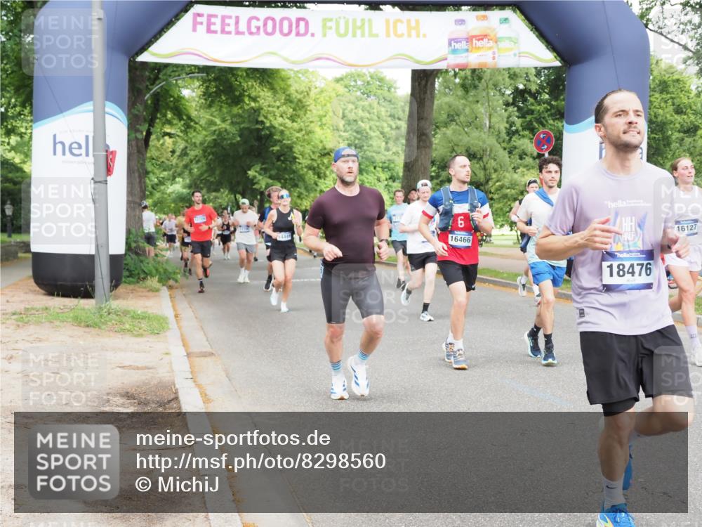 29.06.2025 - hella hamburg halbmarathon MichiJ http://msf.ph/oto/8298560 29.06.2025 10:34:28 Zwischen KM18-KM19 1070, 2138, 6532, 8668, 10208, 10211, 11021, 12277, 13630, 14262, 14449, 16127, 16136, 16466, 16475, 17332, 18211, 18476, 19105 meine-sportfotos.de