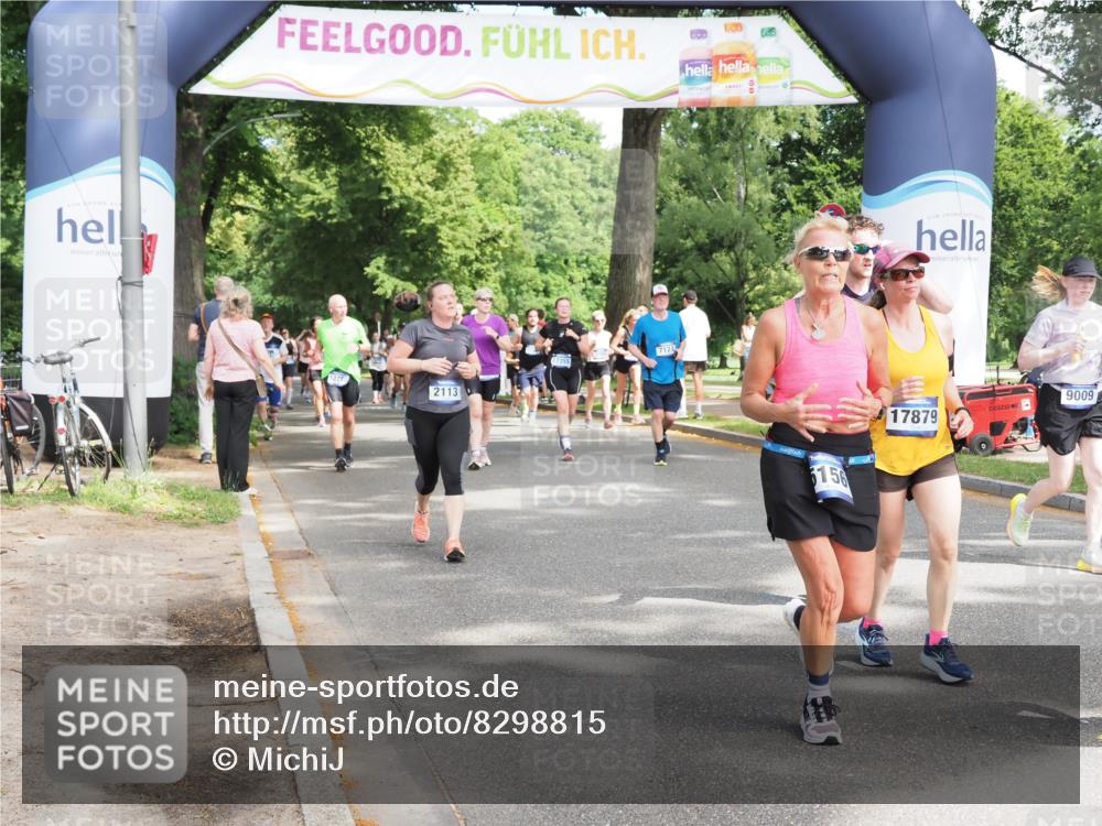 29.06.2025 - hella hamburg halbmarathon MichiJ http://msf.ph/oto/8298815 29.06.2025 11:30:12 Zwischen KM18-KM19 2113, 3679, 5156, 6250, 7124, 8486, 9009, 11097, 13862, 14037, 17868, 17879, 18283 meine-sportfotos.de