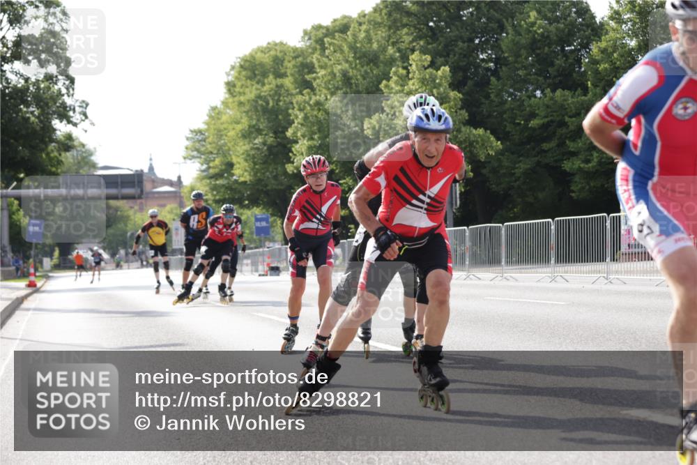 29.06.2025 - hella hamburg halbmarathon Jannik Wohlers http://msf.ph/oto/8298821 29.06.2025 08:55:05 Lombardsbrücke  meine-sportfotos.de