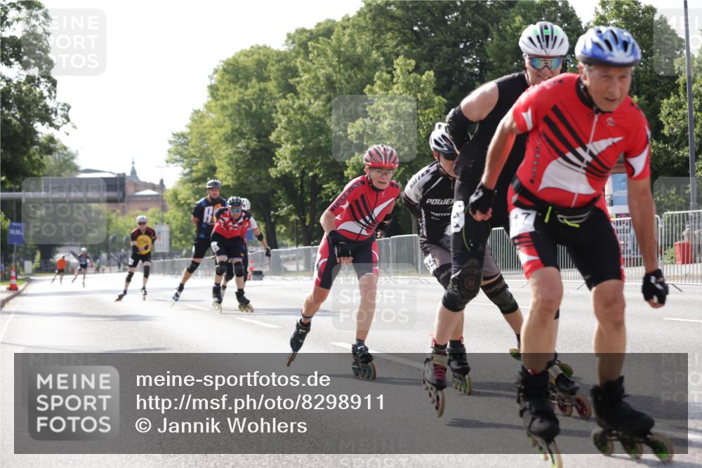 29.06.2025 - hella hamburg halbmarathon Jannik Wohlers http://msf.ph/oto/8298911 29.06.2025 08:55:05 Lombardsbrücke  meine-sportfotos.de