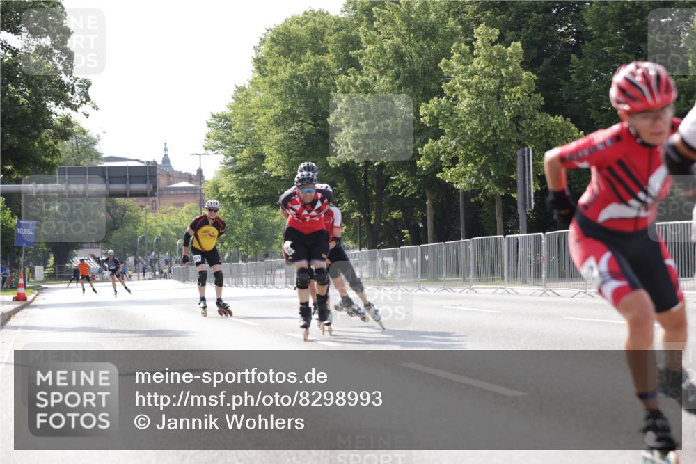 29.06.2025 - hella hamburg halbmarathon Jannik Wohlers http://msf.ph/oto/8298993 29.06.2025 08:55:05 Lombardsbrücke  meine-sportfotos.de