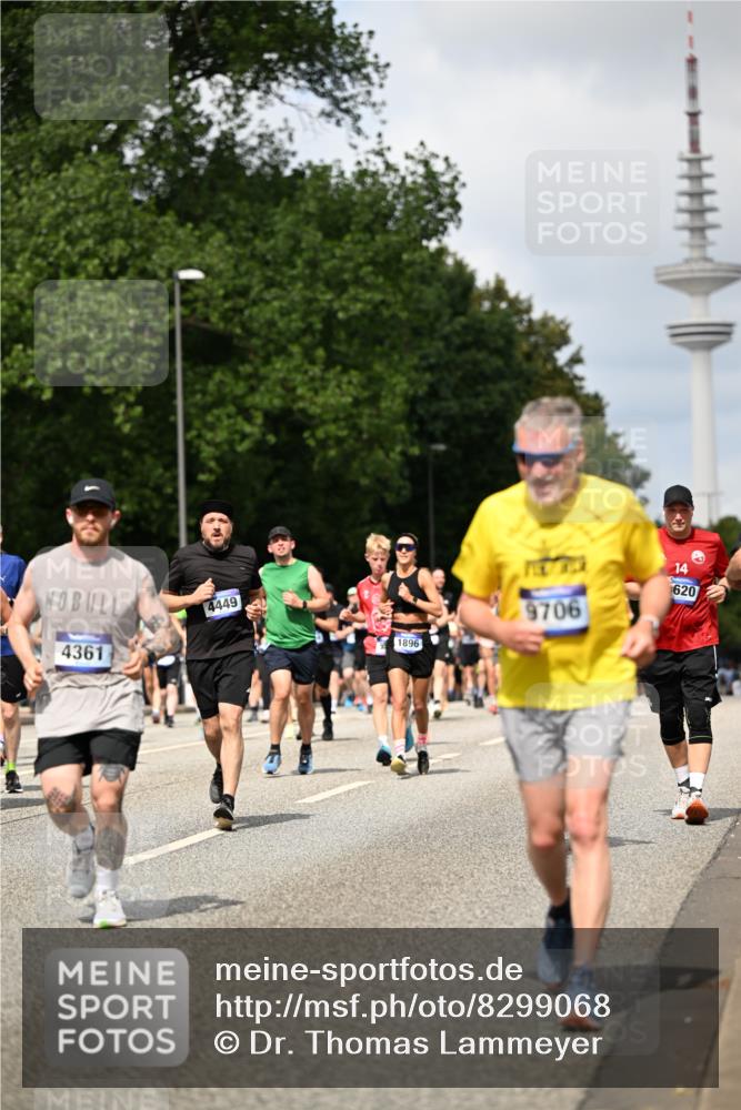 29.06.2025 - hella hamburg halbmarathon Dr. Thomas Lammeyer http://msf.ph/oto/8299068 29.06.2025 10:37:50 Kennedybrücke 1189, 1275, 1896, 2342, 2526, 2776, 3264, 3340, 3345, 3812, 3848, 4361, 4433, 4449, 4807, 5075, 5141, 5557, 5561, 5584, 5821, 5822, 5887, 6364, 6515, 6516, 6956, 6999, 7027, 7308, 7309, 7633, 7653, 7982, 8157, 8349, 8375, 8377, 8383, 8401, 8620, 8891, 9234, 9258, 9438, 9591, 9706, 9799, 9995, 10800, 11092, 11111, 11237, 11260 meine-sportfotos.de