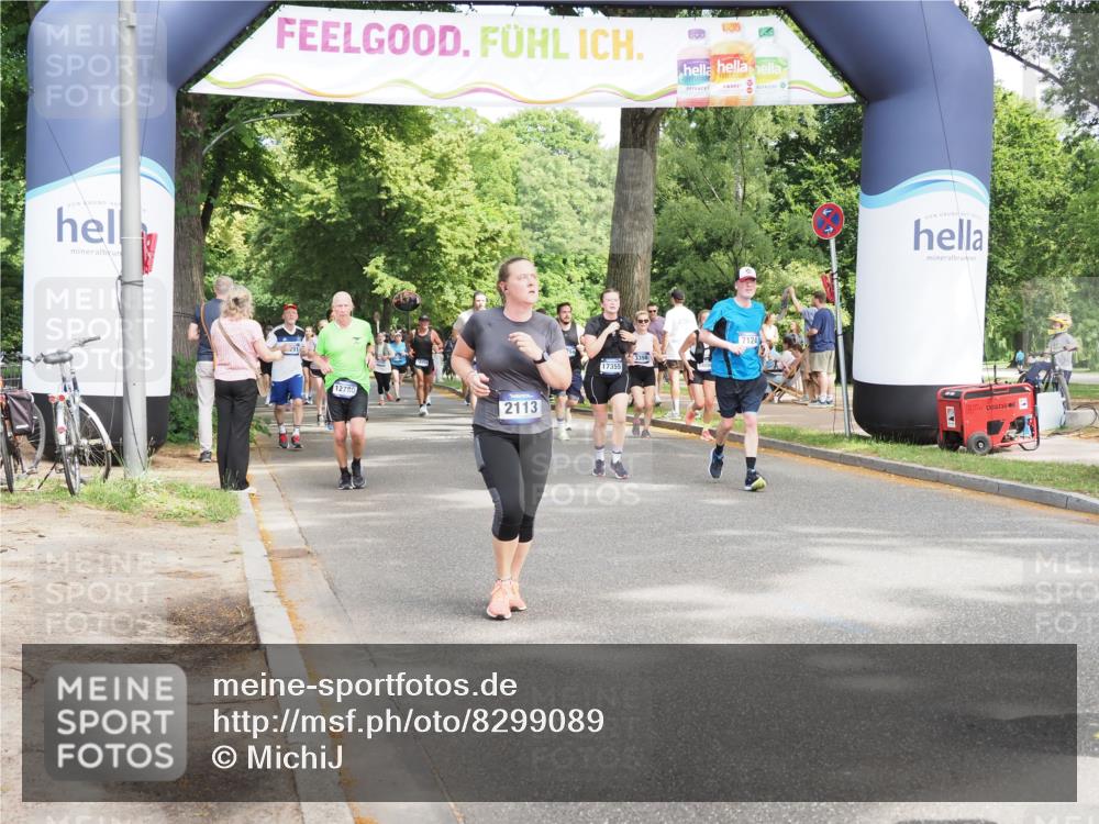 29.06.2025 - hella hamburg halbmarathon MichiJ http://msf.ph/oto/8299089 29.06.2025 11:30:13 Zwischen KM18-KM19 1291, 2113, 2858, 6250, 7124, 8486, 9009, 11097, 14037, 17355, 17868, 17879, 18283 meine-sportfotos.de