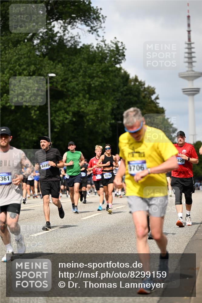 29.06.2025 - hella hamburg halbmarathon Dr. Thomas Lammeyer http://msf.ph/oto/8299159 29.06.2025 10:37:50 Kennedybrücke 1189, 1275, 1896, 2342, 2526, 2776, 3264, 3340, 3345, 3812, 3848, 4361, 4433, 4449, 4807, 5075, 5141, 5557, 5561, 5584, 5821, 5822, 5887, 6364, 6515, 6516, 6956, 6999, 7027, 7308, 7309, 7633, 7653, 7982, 8157, 8349, 8375, 8377, 8383, 8401, 8620, 8891, 9234, 9258, 9438, 9591, 9706, 9799, 9995, 10800, 11092, 11111, 11237, 11260 meine-sportfotos.de