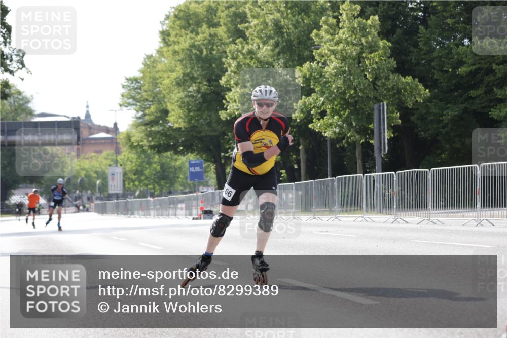 29.06.2025 - hella hamburg halbmarathon Jannik Wohlers http://msf.ph/oto/8299389 29.06.2025 08:55:08 Lombardsbrücke  meine-sportfotos.de