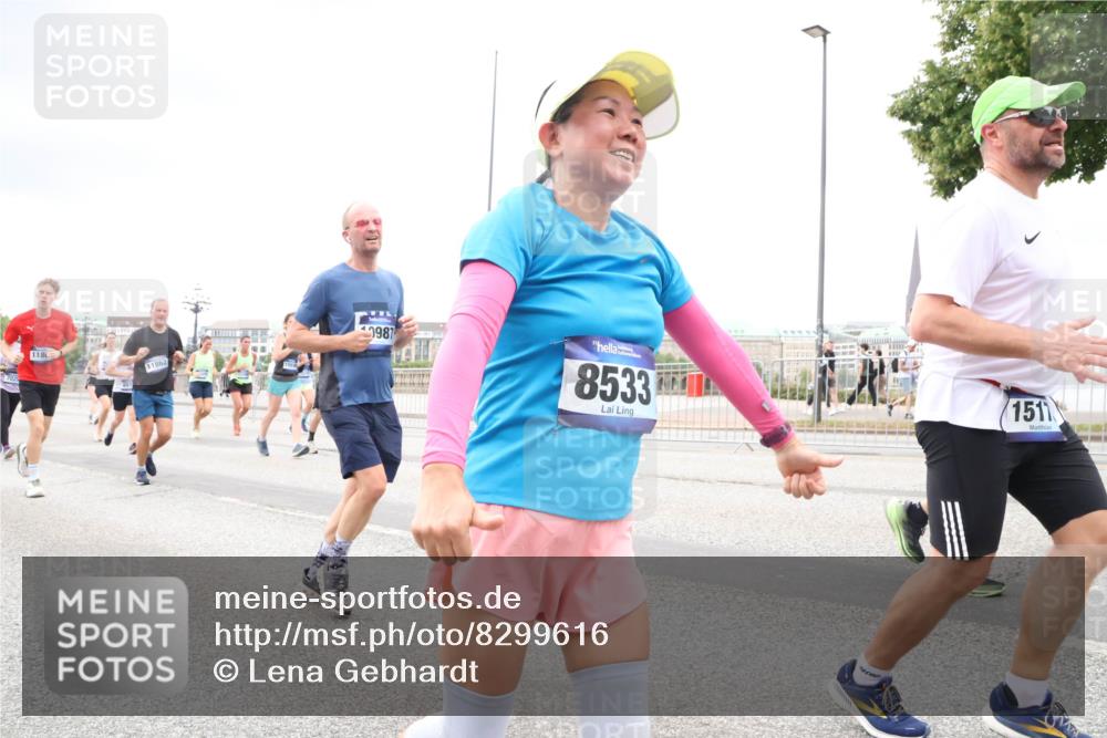 29.06.2025 - hella hamburg halbmarathon Lena Gebhardt http://msf.ph/oto/8299616 29.06.2025 10:56:20 Lombardsbrücke 118, 11862, 987, 8533, 1511, 1047, 1113, 1738, 1909, 2095, 2143, 2307, 2793, 2915, 3257, 3268, 3438, 3520, 3675, 3676, 3953, 3987, 4083, 4265, 4354, 4473, 4773, 4836, 5237, 5306, 5438, 5580, 5693, 5757, 5994, 6055, 6056, 6113, 6494, 6594, 6690, 6968, 7025, 7028, 7090, 7307, 7516, 7616, 7711, 8005, 8108, 8305, 8517, 8533, 8606, 8766, 8939, 8943, 9383, 9435, 9606, 9838, 9948, 9953, 10449, 10555, 10569, 10571, 10640, 10740, 10784, 10987 meine-sportfotos.de