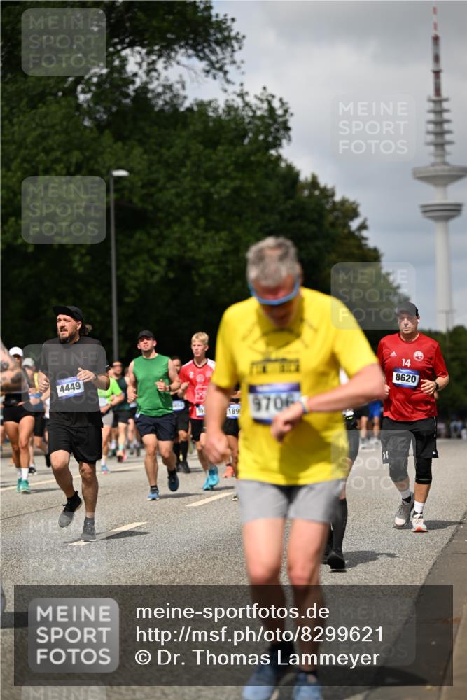 29.06.2025 - hella hamburg halbmarathon Dr. Thomas Lammeyer http://msf.ph/oto/8299621 29.06.2025 10:37:51 Kennedybrücke 1189, 1275, 1896, 2342, 2526, 2776, 3264, 3340, 3345, 3812, 3848, 4361, 4433, 4449, 4807, 5075, 5141, 5557, 5561, 5584, 5821, 5822, 5887, 6364, 6515, 6516, 6956, 6999, 7027, 7308, 7309, 7633, 7653, 7982, 8157, 8349, 8375, 8377, 8383, 8401, 8620, 8891, 9234, 9258, 9438, 9591, 9706, 9799, 9995, 10048, 10800, 11092, 11111, 11229, 11237, 11260 meine-sportfotos.de