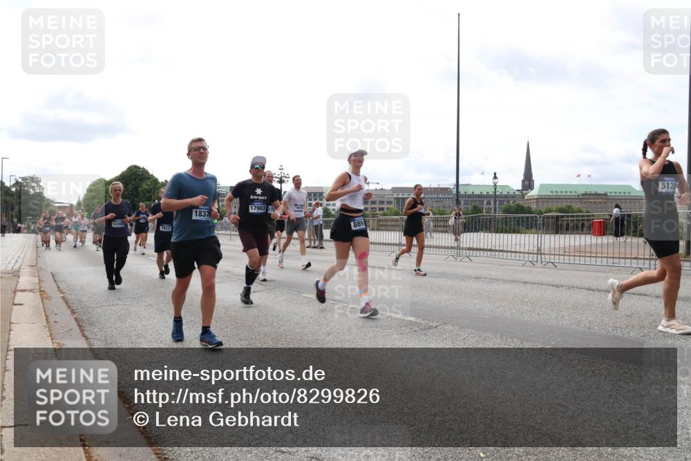 29.06.2025 - hella hamburg halbmarathon Lena Gebhardt http://msf.ph/oto/8299826 29.06.2025 10:21:47 Lombardsbrücke 1837, 12402, 7612, 17903, 375, 889, 5122, 1072, 1158, 1191, 1250, 1294, 1401, 1668, 1958, 1963, 2172, 2271, 2315, 2353, 2529, 2635, 2744, 2815, 3122, 3606, 3768, 3770, 3817, 3825, 3826, 3995, 4046, 4289, 4375, 4376, 4697, 4786, 5122, 5373, 5395, 5412, 5493, 5641, 5759, 5957, 6086, 6103, 6475, 6676, 6805, 6844, 6881, 7075, 7162, 7375, 7522, 7553, 7612, 7672, 7781, 8095, 8286, 8431, 8715, 8860, 8896, 8959, 9002, 9062, 9100, 9369, 9483, 9499, 9532, 9624, 10374, 10874 meine-sportfotos.de