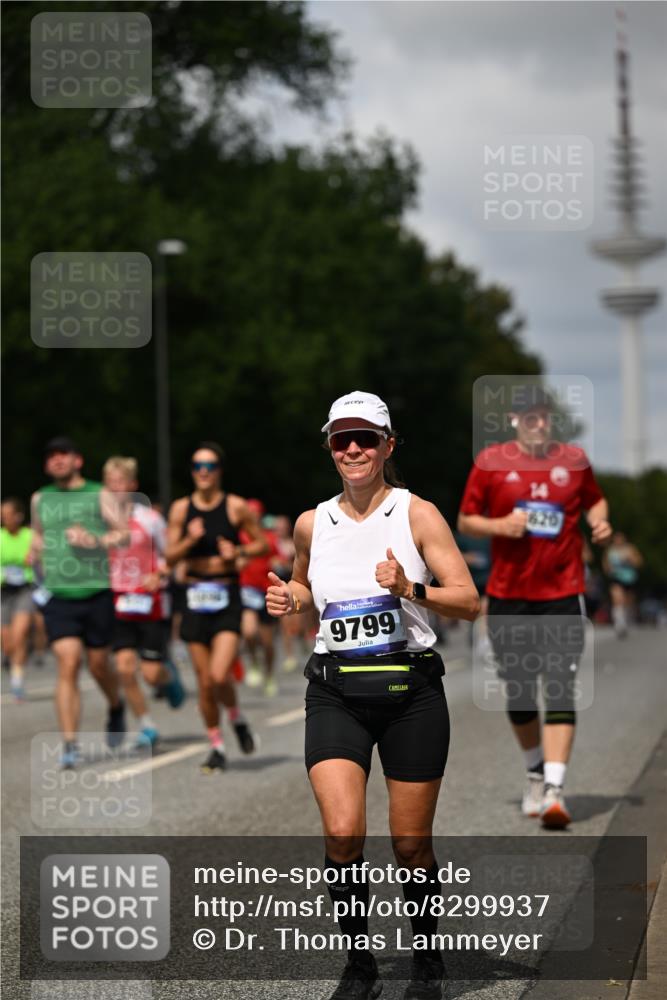 29.06.2025 - hella hamburg halbmarathon Dr. Thomas Lammeyer http://msf.ph/oto/8299937 29.06.2025 10:37:53 Kennedybrücke 1189, 1275, 1896, 2526, 2776, 3264, 3340, 3345, 3812, 3848, 4361, 4433, 4449, 4807, 4824, 4826, 5075, 5141, 5557, 5561, 5584, 5821, 5822, 5887, 6364, 6515, 6516, 6956, 7027, 7308, 7309, 7633, 7653, 7982, 8157, 8349, 8375, 8377, 8383, 8401, 8620, 9234, 9258, 9438, 9706, 9799, 9875, 9995, 10048, 10800, 11092, 11111, 11229, 11237, 11260 meine-sportfotos.de