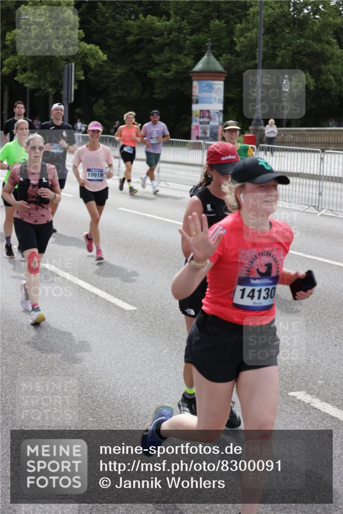 29.06.2025 - hella hamburg halbmarathon Jannik Wohlers http://msf.ph/oto/8300091 29.06.2025 10:37:07 Lombardsbrücke 1276, 1337, 1819, 2016, 2199, 2486, 2640, 3633, 5146, 5171, 5186, 5790, 5875, 6821, 6955, 7085, 7124, 7235, 7544, 7777, 7823, 8843, 9524, 10476, 10506, 10798, 10919, 11183, 11801, 11888, 12123, 12472, 12762, 12824, 12935, 13077, 14130, 14282, 14657, 15084, 16032, 16303, 16582, 16680, 16706, 16831, 16837, 17305, 17307, 17355, 17798, 17965, 18903 meine-sportfotos.de