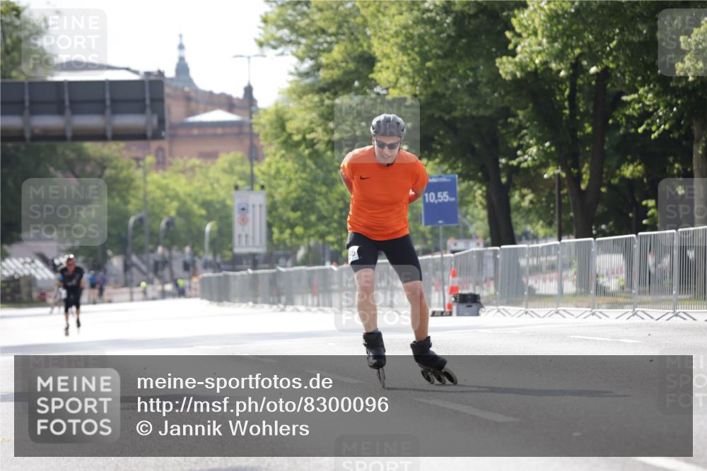 29.06.2025 - hella hamburg halbmarathon Jannik Wohlers http://msf.ph/oto/8300096 29.06.2025 08:55:15 Lombardsbrücke  meine-sportfotos.de