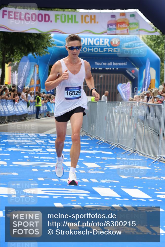 29.06.2025 - hella hamburg halbmarathon Strokosch-Dieckow http://msf.ph/oto/8300215 29.06.2025 10:16:59 Ziel 4116, 16529 meine-sportfotos.de